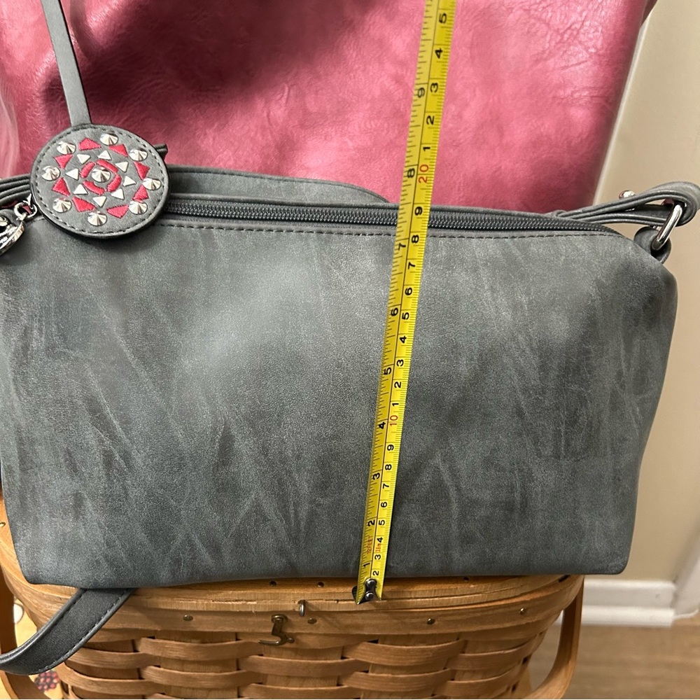 SYDNEY LOVE - Reservable Hobo Bag with Crossbody set. Grey and Burgundy/Rose - Picture 7 of 14